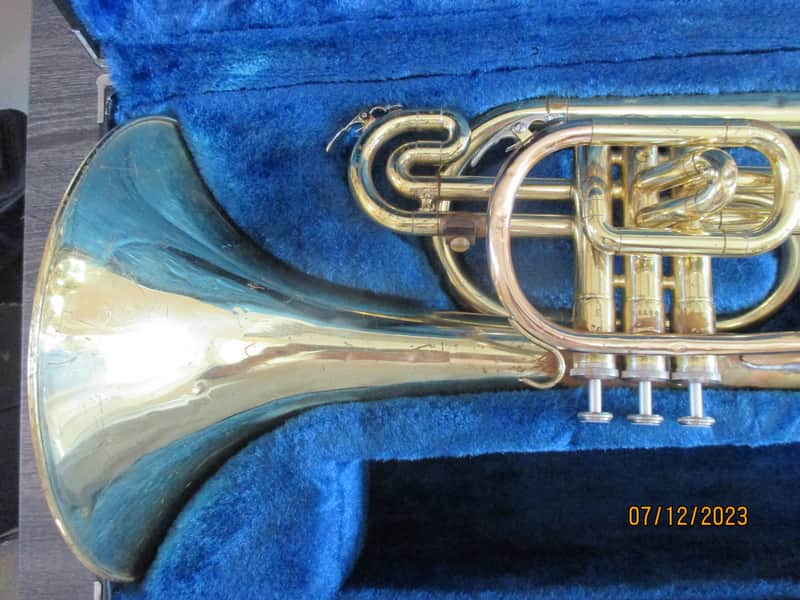 Yamaha YMP 201M Mellophone with case and mouthpiece, made in | Reverb