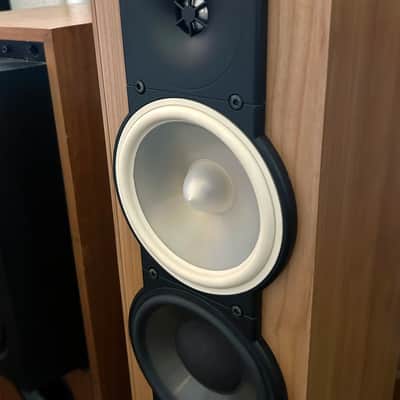 Beautiful Paradigm Monitor 9 v5 Audiophile Loudspeakers Excellent Condition image 12