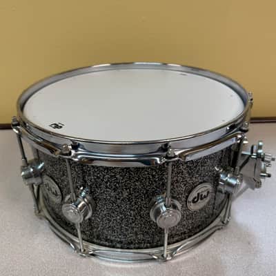 DW Collector's Series Maple Standard 14" x 7" Snare Drum Black Galaxy image 6