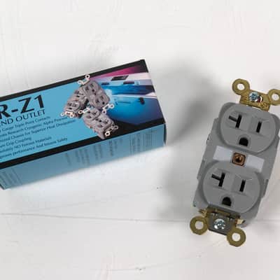 (NEW) Shunyata Research Hydra V-Ray Power Distributor w/ SR-Z1 Wall Outlet image 12