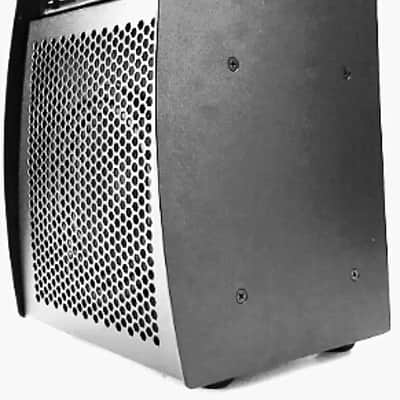 Traynor SB106 | 1x6.5" 2way, 200W Ultra-compact Bass Combo. Brand New! image 1