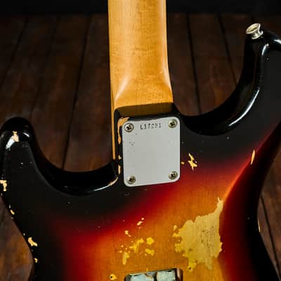 Fender STRATOCASTER 1963 - 3 TONE SUNBURST image 7