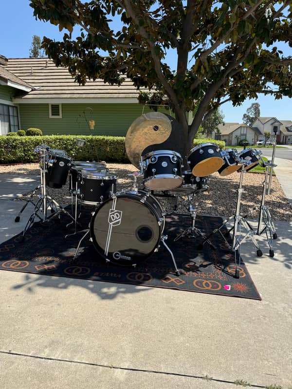 HUGE DW Design Drum Kit w/ Hardware image 1