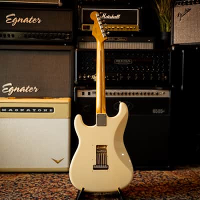 Fender Vintera ’50s Stratocaster – 2019 – White Blonde – Very Good Condition – Upgraded Graph Tech Saddles – w/ Gig Bag image 8
