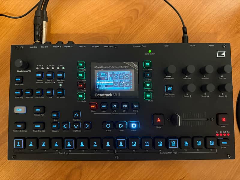 Elektron Octatrack MkII - with decksaver and original box image 1