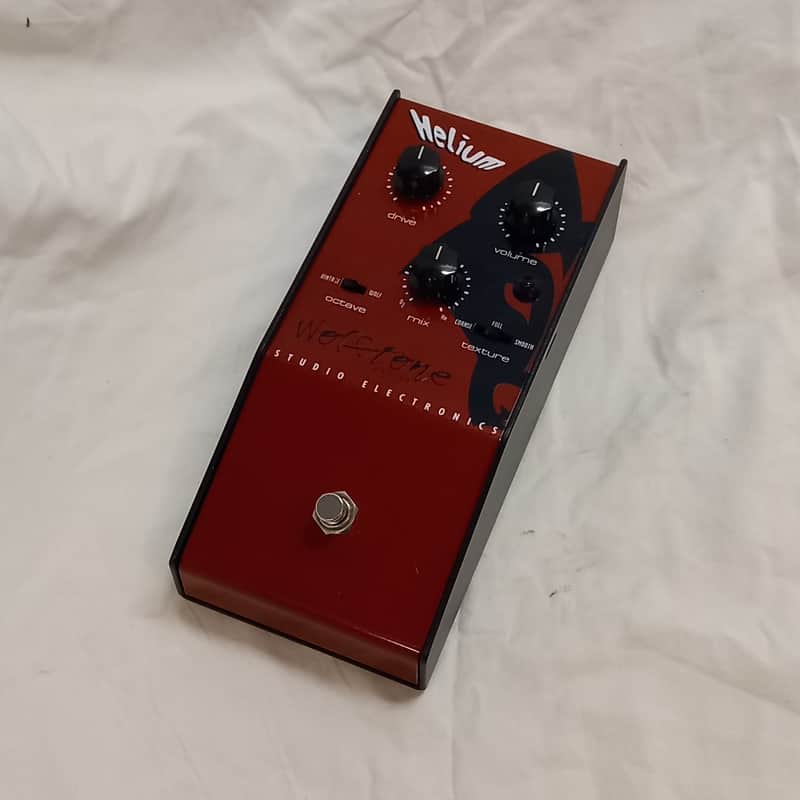 2003 Studio Electronics Wolftone Helium red
