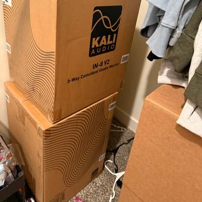 Kali Audio IN-8 V2 Pair image 5