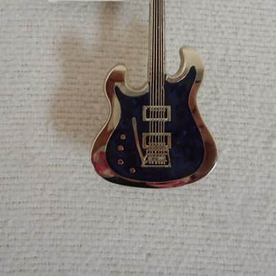 SPE093DB Guitar Belt Buckle 90's Silver/Blue image 2