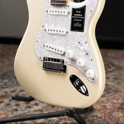 Fender Player II Modified Stratocaster Electric Guitar - Olympic Pearl with Gig Bag image 4