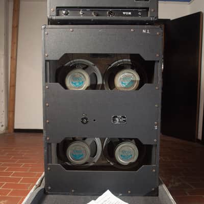 Vox Foundation Bass head & Supreme cab owned by Noel Gallagher - OASIS tour gear image 6