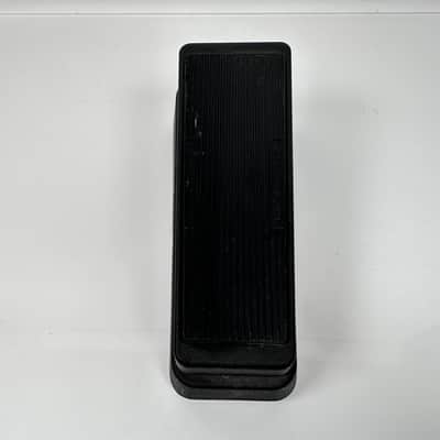 Dunlop GCB95 Cry Baby Standard Pedal image 2