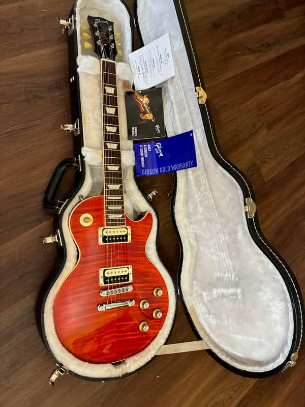 Gibson Slash Signature Les Paul 2013 - Vermillion. Limited 1 of 1200. 8.65lbs.