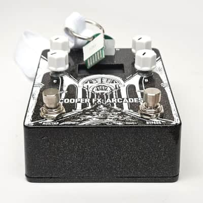 used Cooper FX Arcades Multi-Effect Console with Pitch and LoFi Cards, Mint Condition with Box! image 4