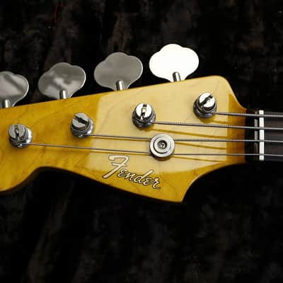 Left Handed Fender Japan '62 reissue JAZZ BASS JB62-LH ALDER body 3Tone Sunburst image 3