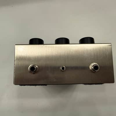 Electro Harmonix Original Pulsar Variable Shape Tremolo EHX Guitar Effect Pedal image 6
