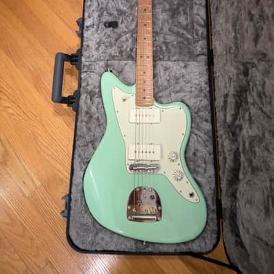 Mod Shop Jazzmaster®, Roasted Maple Fingerboard, 3-Ply Mint Green Pickguard, Surf Green (06/29/2021) image 2