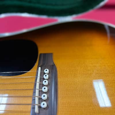 Martin D-28 1998 - Sunburst image 3