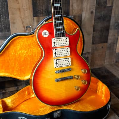 Greco EG-600PR Ace Frehley 3 Pickup Custom 1978 Sunburst w/ Case, Booklet, Cable image 2