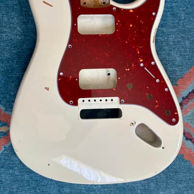 Unknown Stratocaster body cream white image 11