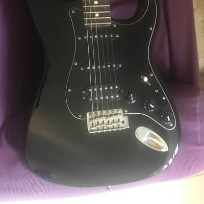 Fender Stratocaster made in USA year 2012 Black image 9