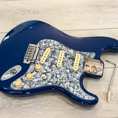 Loaded Fender Deluxe Player Sapphire Blue Transparent Stratocaster ASH Body image 2