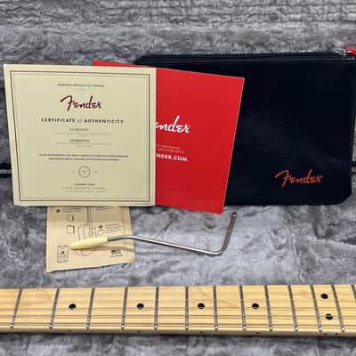 2018 Fender American Professional Stratocaster Sienna Sunburst image 11