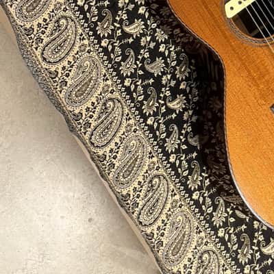 Rasmussen Parlor - Cedar top - Hi gloss natural image 1