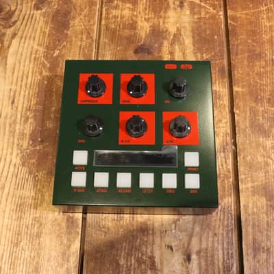 OTO Machines BOUM Warming Unit 2014 - Present - Black / Red image 2