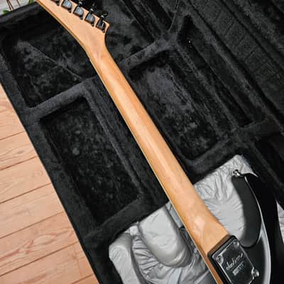 Jackson Pro Series DK2 Dinky 2003 - 2009 - Satin Black image 9