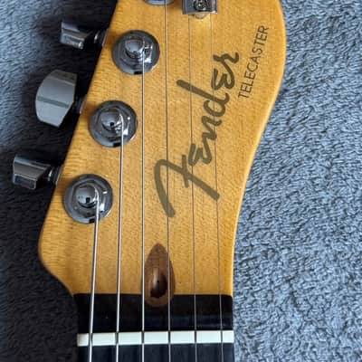 Fender American Ultra II Telecaster 2024 - Texas Tea. image 12