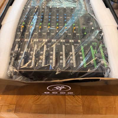Mackie ProFX12v3 12-Channel Effects Mixer 2020 - Present - Dark Gray - Excellent image 5