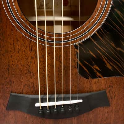Taylor 324ce Baritone-6 LTD Tropical Mahogany Top & Neck, West African Crelicam Ebony Fretboard with Case image 10