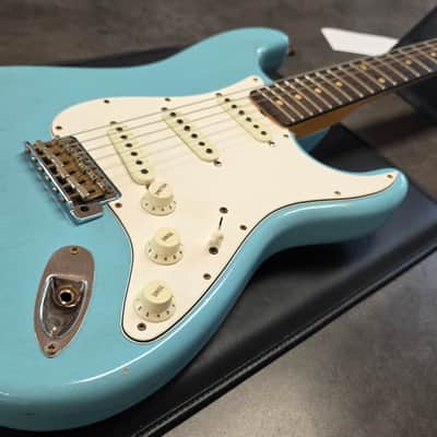 Fender Custom Shop Postmodern Journeyman Stratocaster 2016 Daphne Blue Relic Aged Roadworn American Vintage 60s 1960's Reissue USA Guitar close to Sonic Blue heavy relic post modern image 8