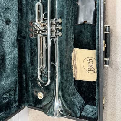 Yamaha YTR-6345S - Professional Bb Trumpet - Silver-plated w/ Case & MP image 1