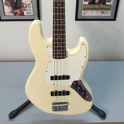 1989 Vintage Squier Jazz Bass E Neck!  Fantastic cond, Excellent Bass 1989 - Pearl White image 1