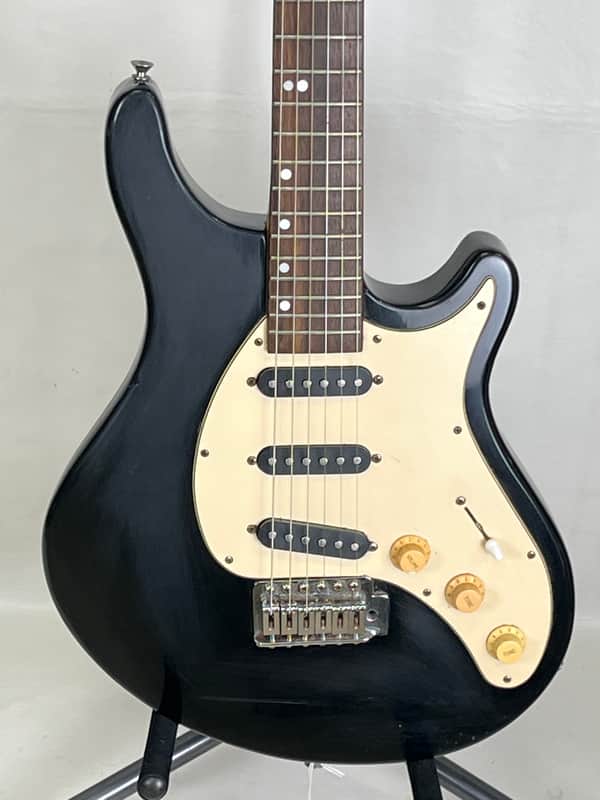 Washburn Maverick Series BT3 mid-90's - black image 1
