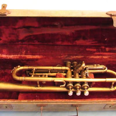 1940 Conn 2B New World Symphony Pro Trumpet, Awesome Player, ports aligned, GC++ image 2