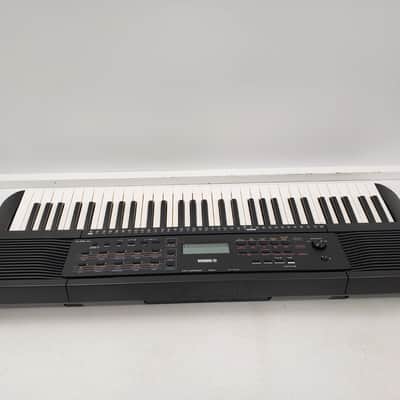 Yamaha PSR-E273 61-Key Arranger Keyboard 2020 - Present - Black image 7