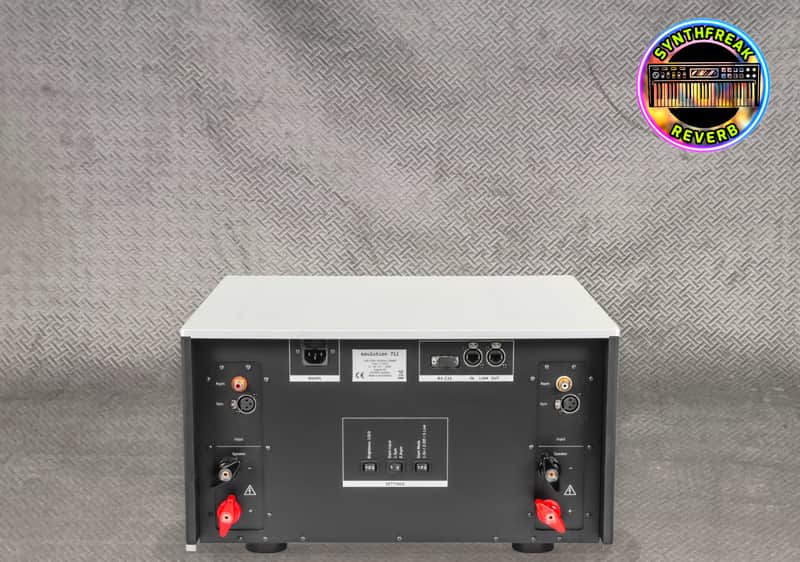 711 Amplifier - Thumbnail 5