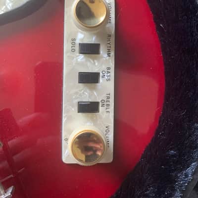 Hofner Club Bass Translucent red image 3