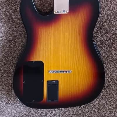 Fender Acoustasonic Telecaster 2011-12 sunburst image 2