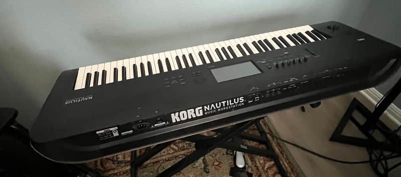 Korg Nautilus 73-Key Music Workstation 2020 - Present - Black image 1