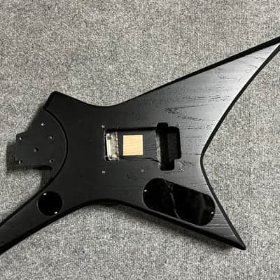 Jackson Kelly Star body image 2