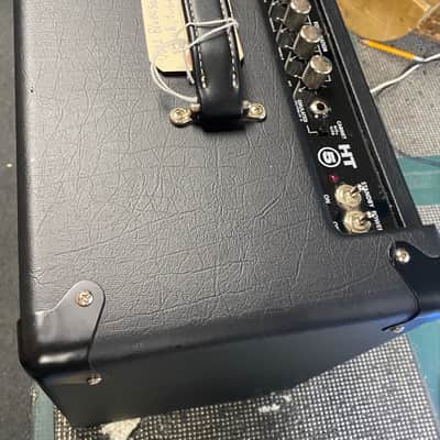 Blackstar HT 5 - Inexpensive Tube Combo! image 3