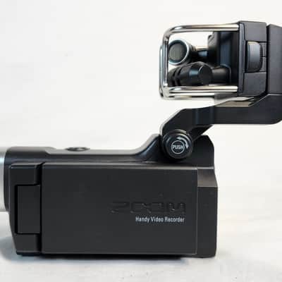 Zoom Q8 Handy Video Recorder, HD Video / Four Track Audio Recorder image 4