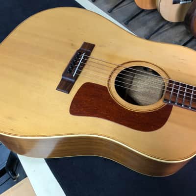 Très rare Washburn D-20 électro-acoustique fabriquée au Japon en 1984 par les ateliers Yamaki image 9