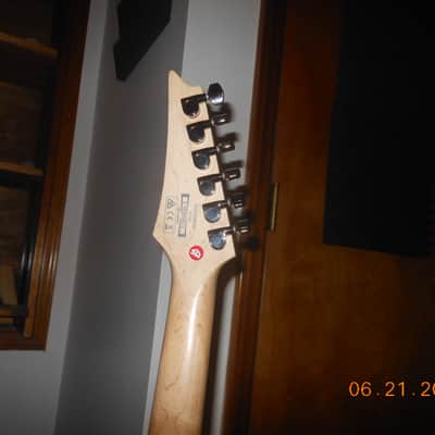 Ibanez RG470 2022-2025 - sunburst image 5