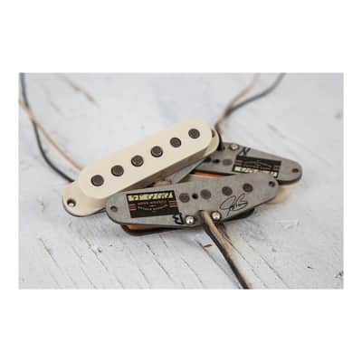 Seymour Duncan Joe Bonamassa '64 Greenburst Signed Strat Pickup Set 2025 image 3
