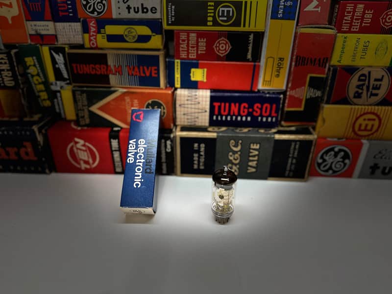 1 x Vintage NOS Mullard GtBritain EF86 6267 6cf8 ~ Rich Harmonics Classic Warmth Airy Tone Dynamic Bass ~ Neumann U67 U47 Manley Vox UM92 TubeMics ~ Upgrade Your Playback + Vocal Fidelity image 1
