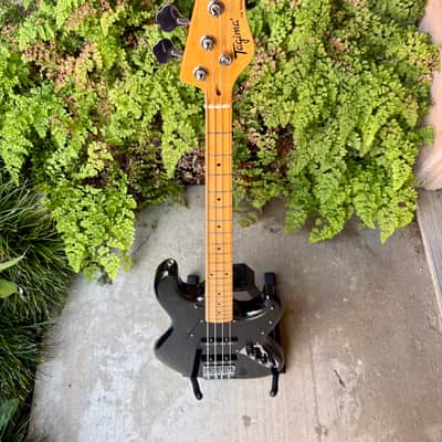 Tagima TW-73 Black Jazz  Bass w/ Hard Case + Extras image 5